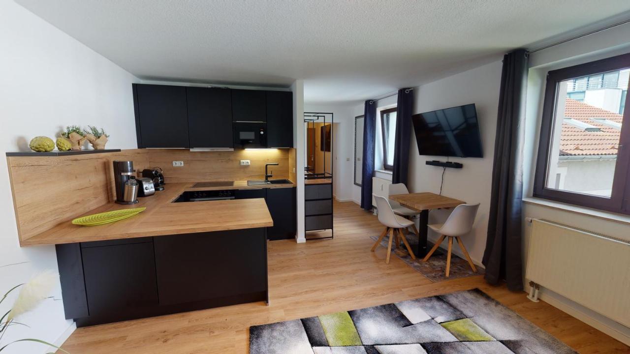 Sweethome - Zentral - Kueche & Parkplatz, Wifi Halle  Exterior photo